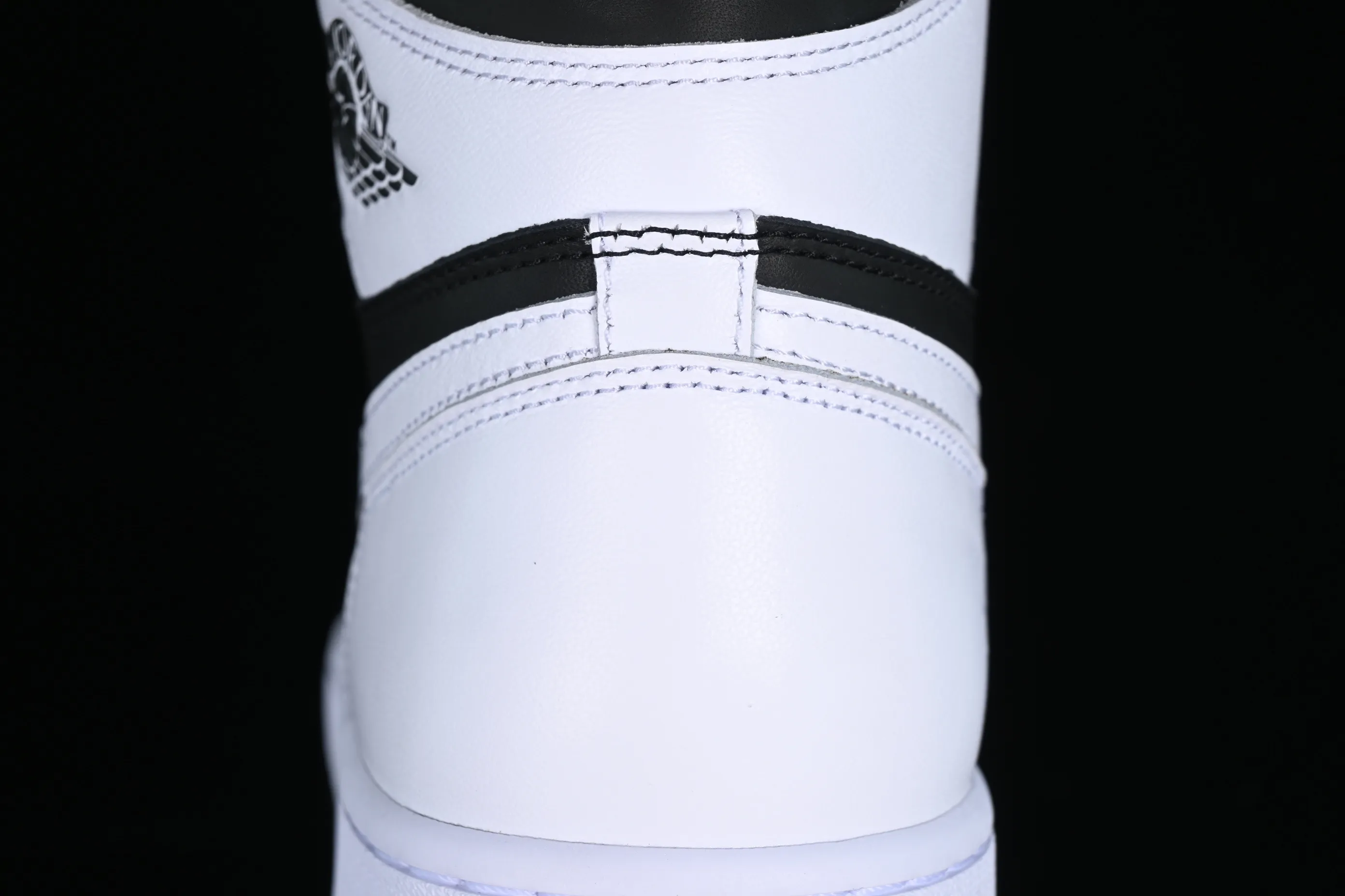 All categories Air Jordan Jordan series basketball shoes Air Jordan 1 High Pure original Air Jordan 1 High OG "Reverse Panda" AJ1 Joe 1 new black and white panda DZ5485-010
